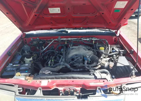 2000 Nissan Frontier Se-V6/Xe-V6 из США, поврежденный, VIN 1N6ED27TXYC417154